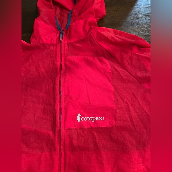 Cotopaxi Paray Ultra Light Bright Red Jacket Size Medium Mens EUC like new - Picture 4 of 10